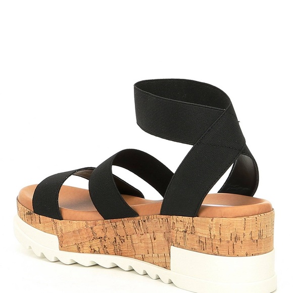 Steve Madden Shoes - steve madden bandi sandals size 7